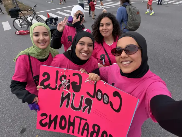 Cool girls run marathons